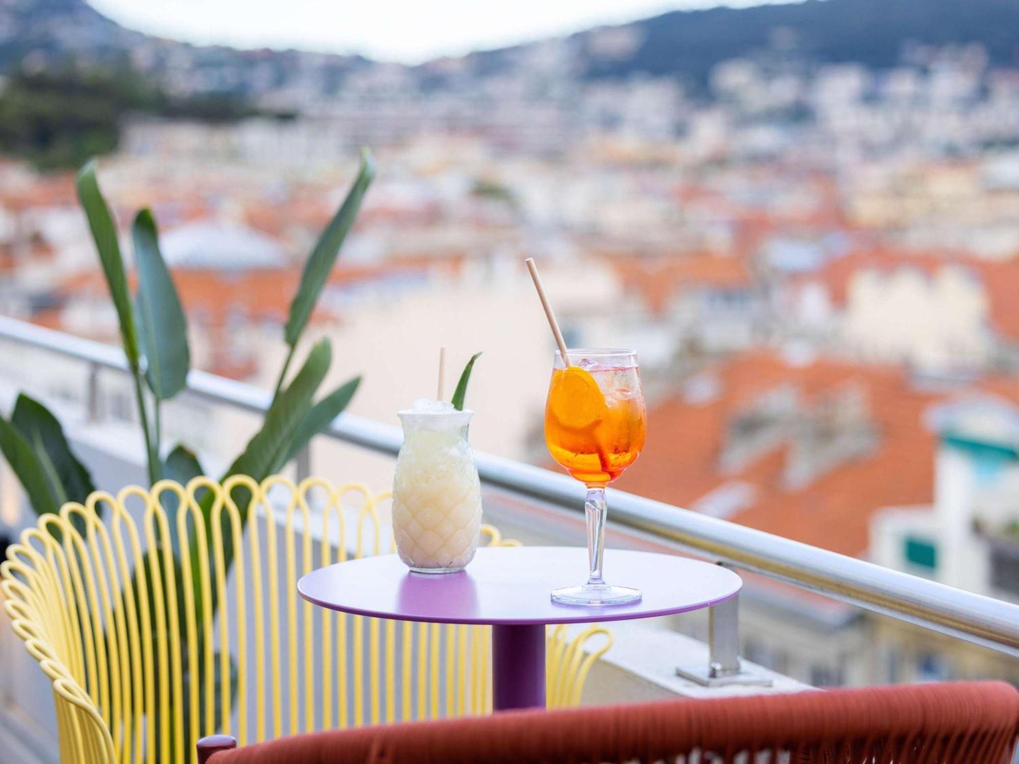 Mercure Centre Notre Dame Hotel 4*