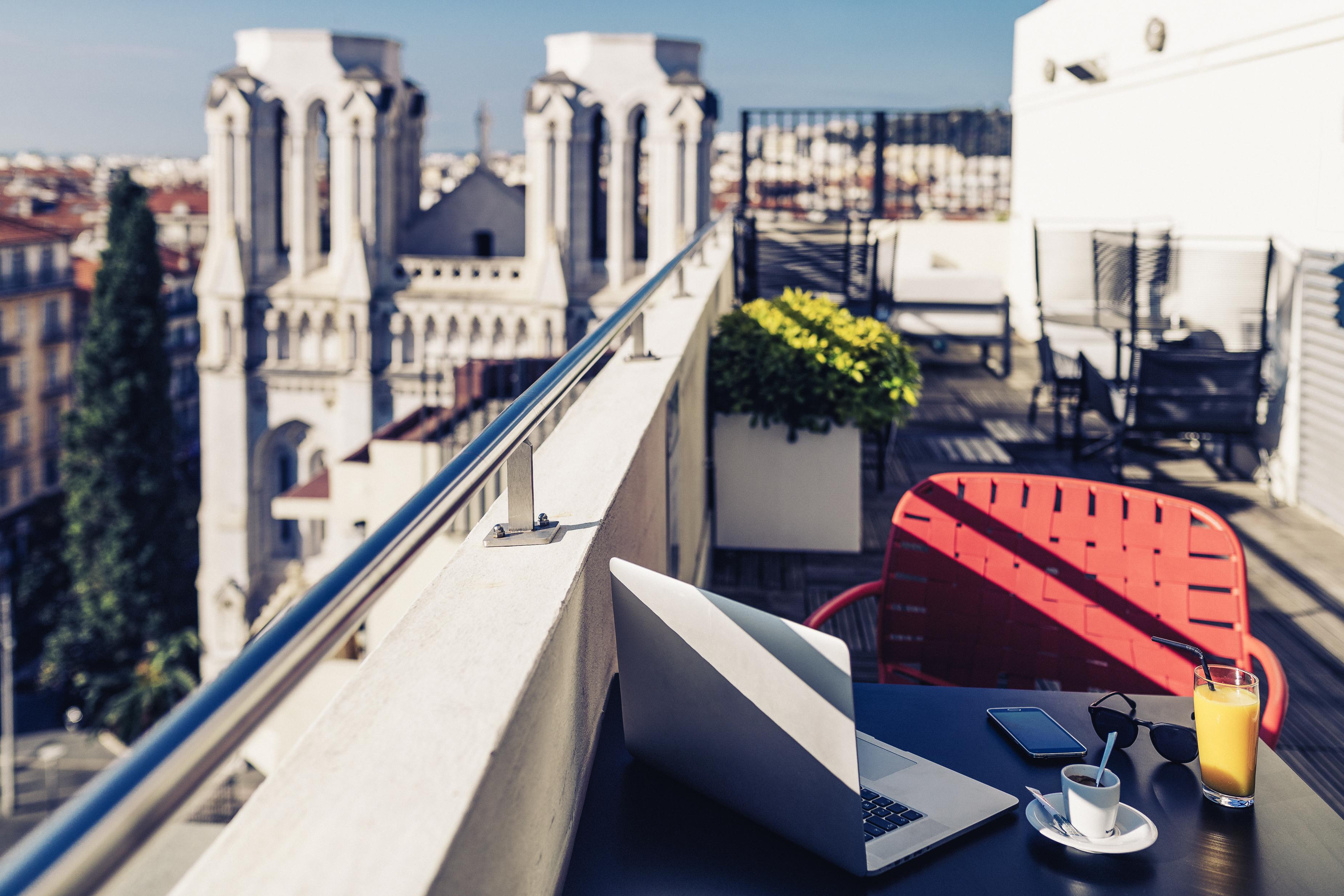 Mercure Centre Notre Dame Hotel 4*